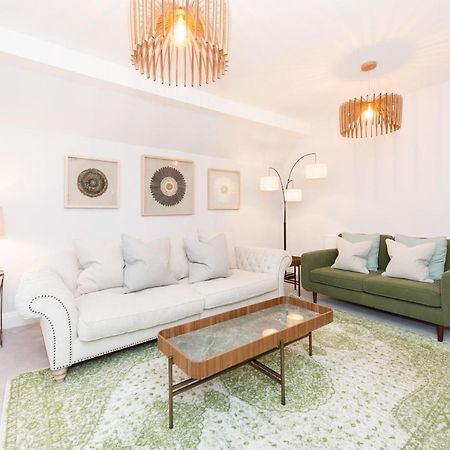 The Tower By Harrogate Serviced Apartments Екстериор снимка