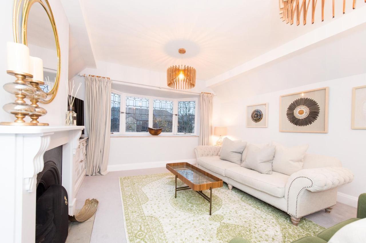 The Tower By Harrogate Serviced Apartments Екстериор снимка