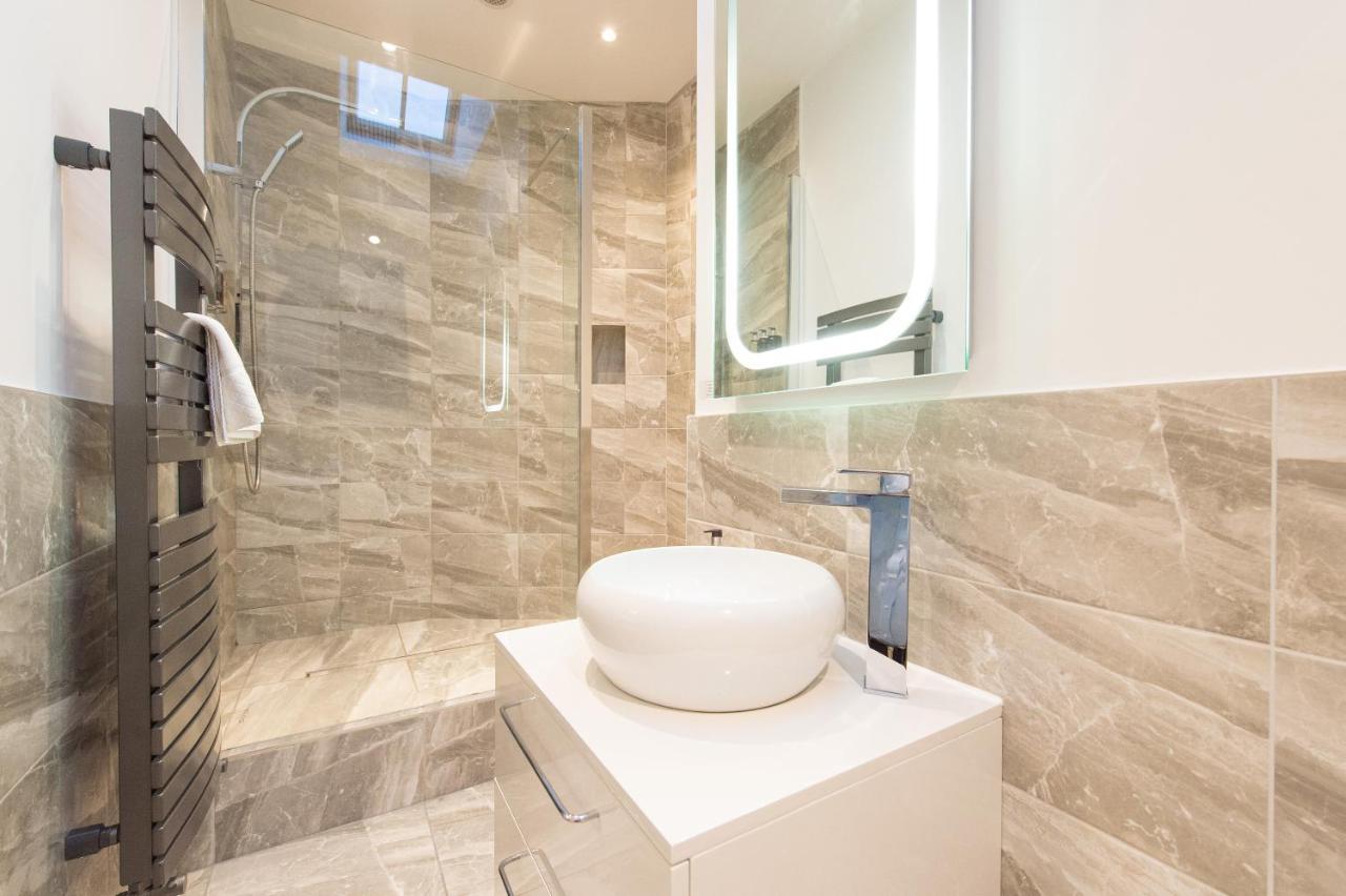 The Tower By Harrogate Serviced Apartments Екстериор снимка