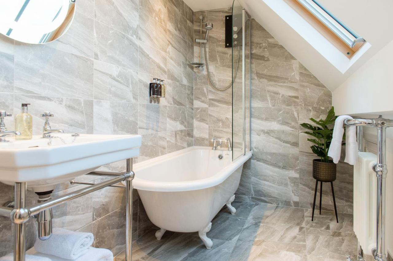 The Tower By Harrogate Serviced Apartments Екстериор снимка
