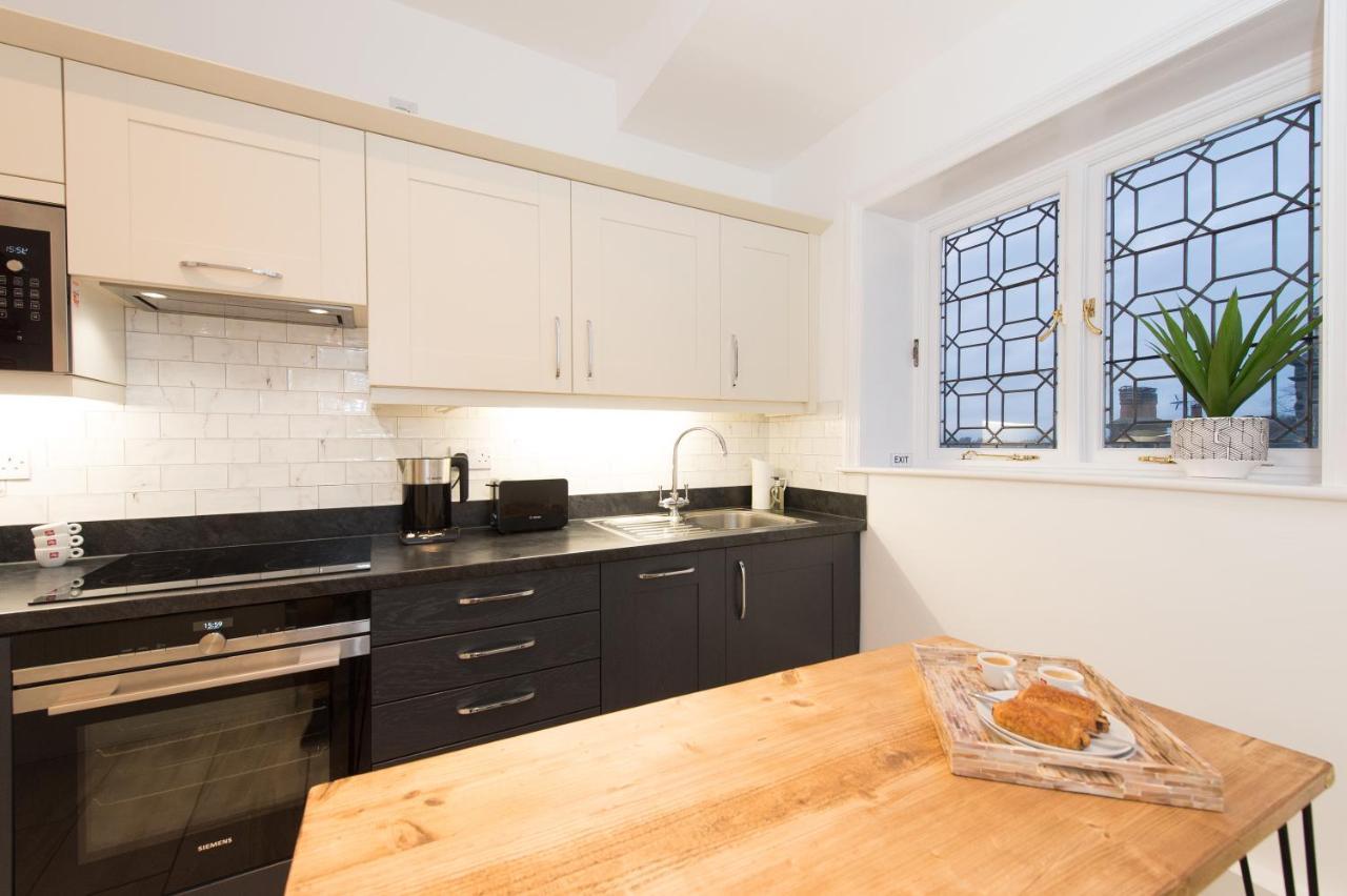The Tower By Harrogate Serviced Apartments Екстериор снимка
